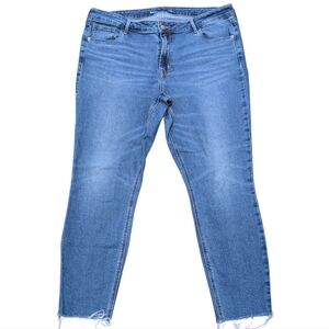Old Navy Mid Rise Rockstar Super Skinny Jeans Medium Wash Raw Hem Plus Size 18